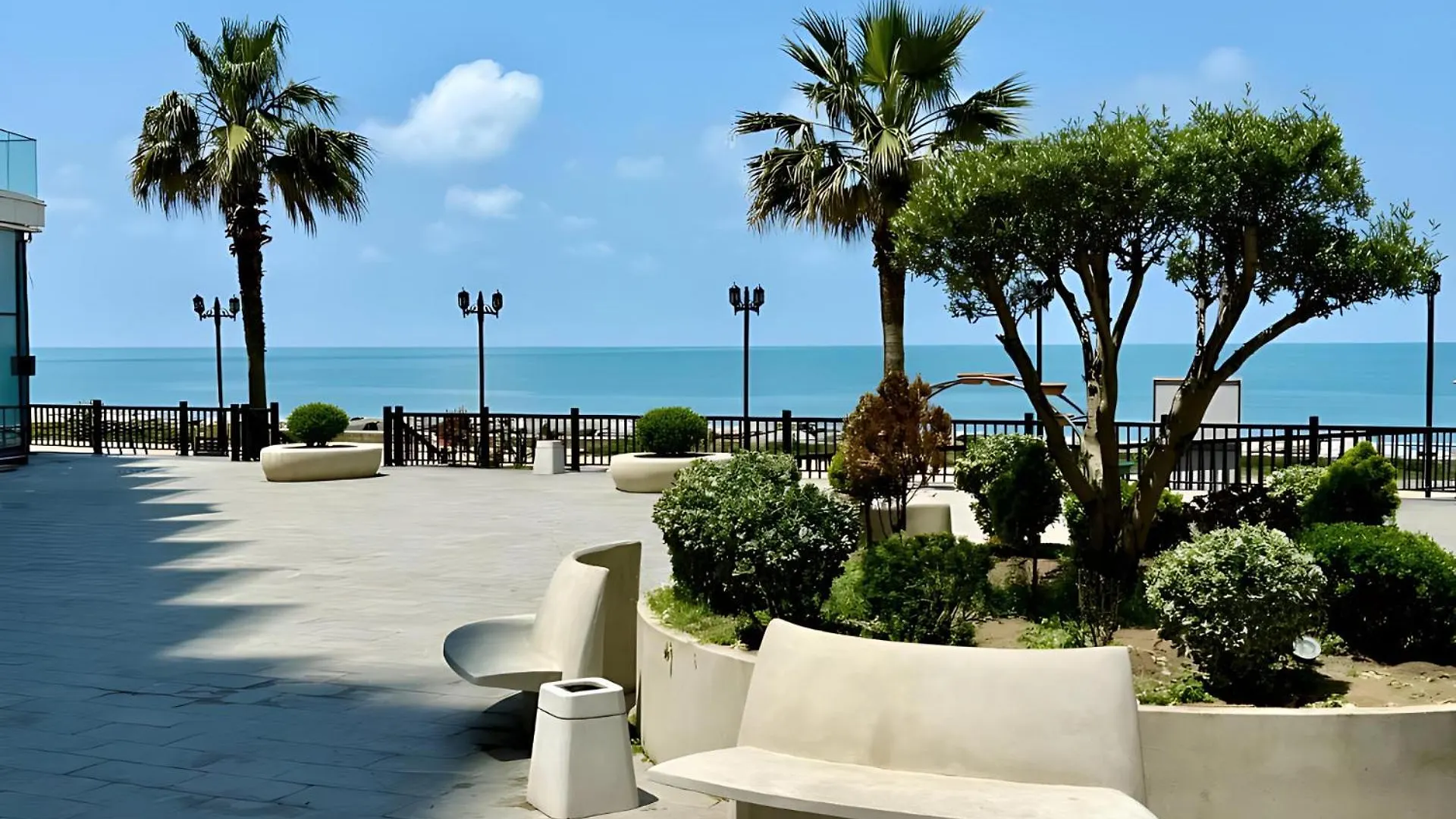 Comfort And Sea Batumi View Apartment
